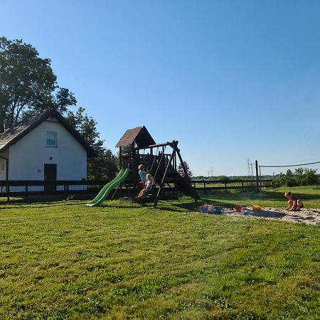 Domki Nad Morzem W Ledzinie Wybrzeze Rewal Niechorze Bagian luar foto